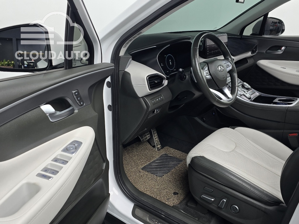 2022 Hyundai Santa Fe HEV 1.6 2WD - Image 11