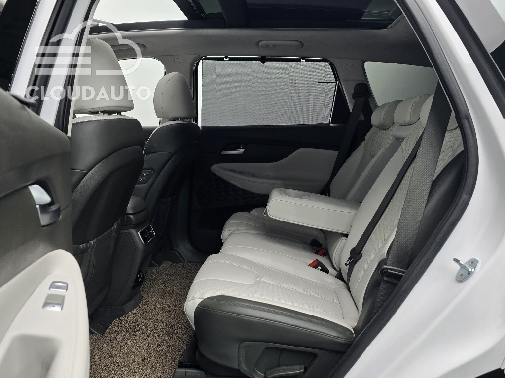 2022 Hyundai Santa Fe HEV 1.6 2WD - Image 12