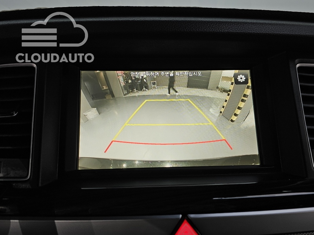 2018 Genesis G80 2.2D AWD - Image 16