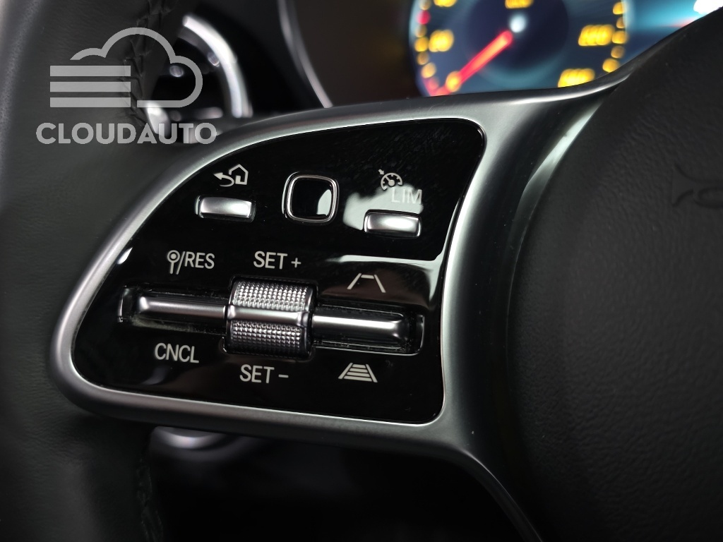 2021 Mercedes-Benz GLC GLC300 4MATIC Premium - Image 18