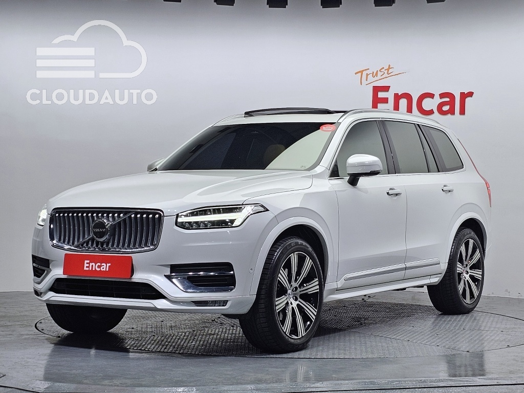 2023 Volvo XC90 B6