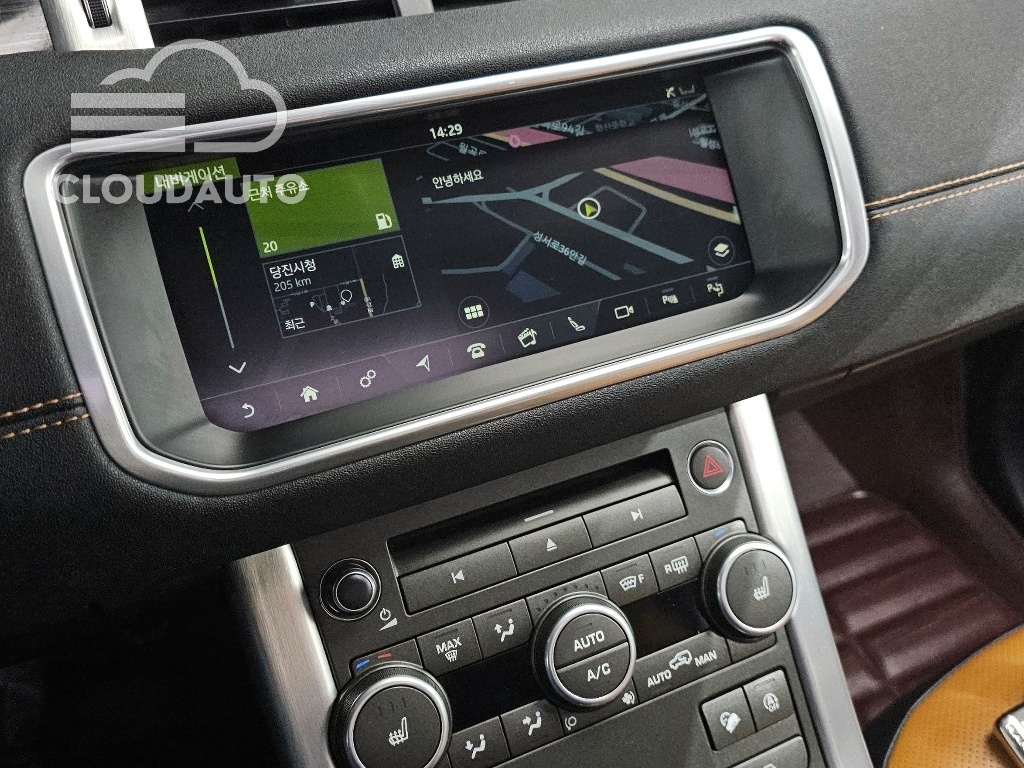 2018 Land Rover Range Rover Evoque 2.0 TD4 HSE - Image 15
