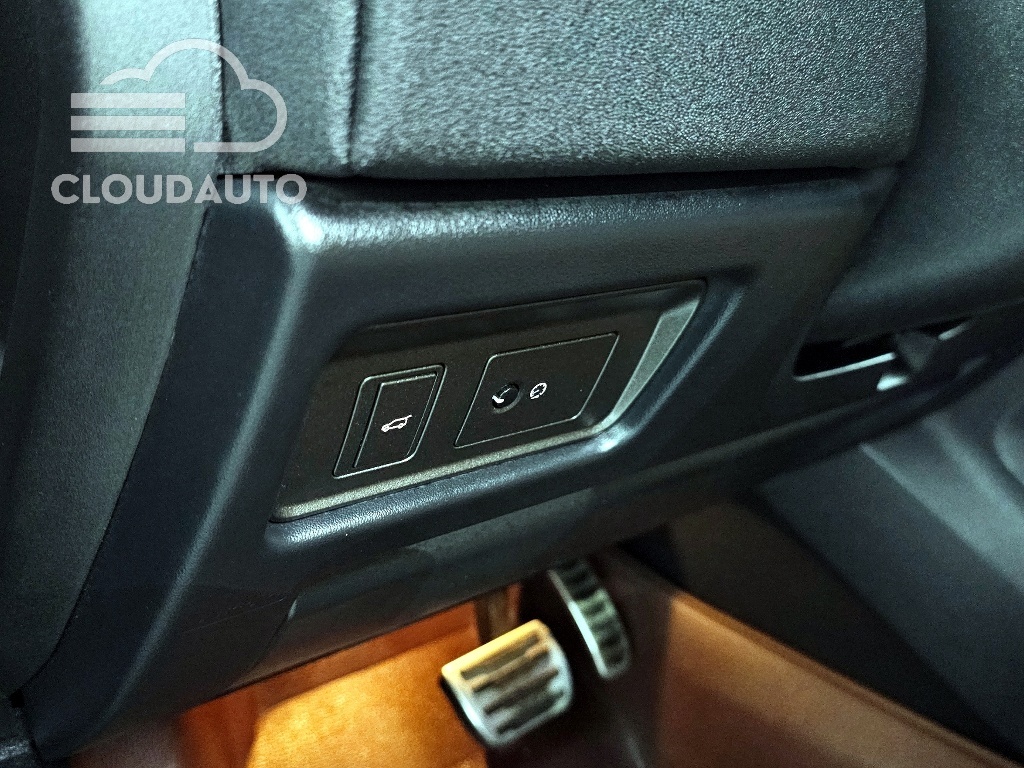2018 Land Rover Range Rover Evoque 2.0 TD4 HSE - Image 16