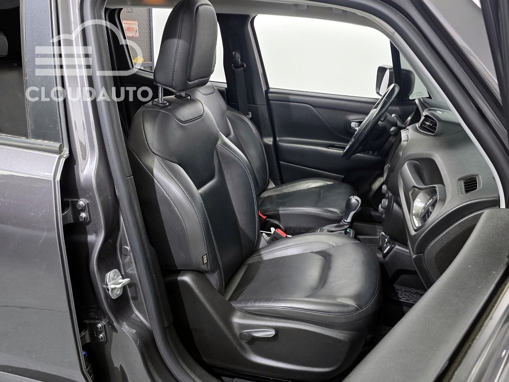 2019 Jeep Renegade 2.4 Limited - Image 12