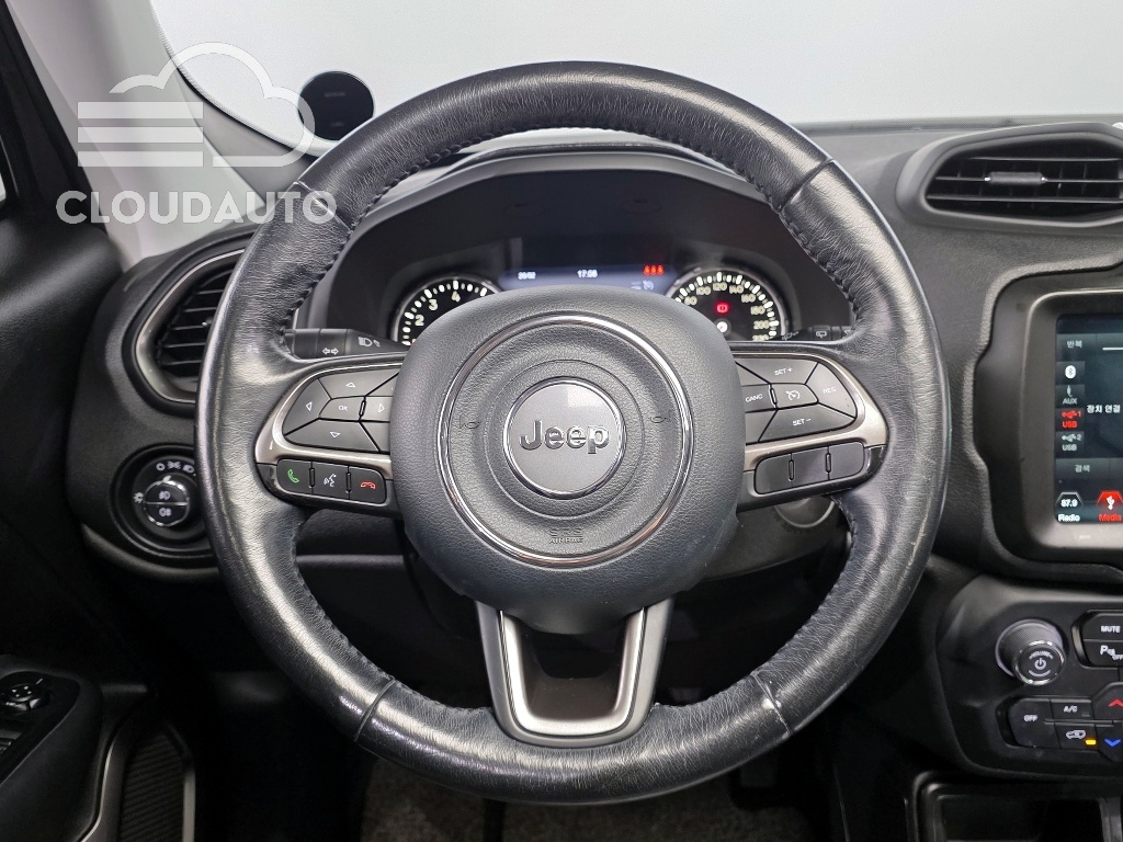 2019 Jeep Renegade 2.4 Limited - Image 13