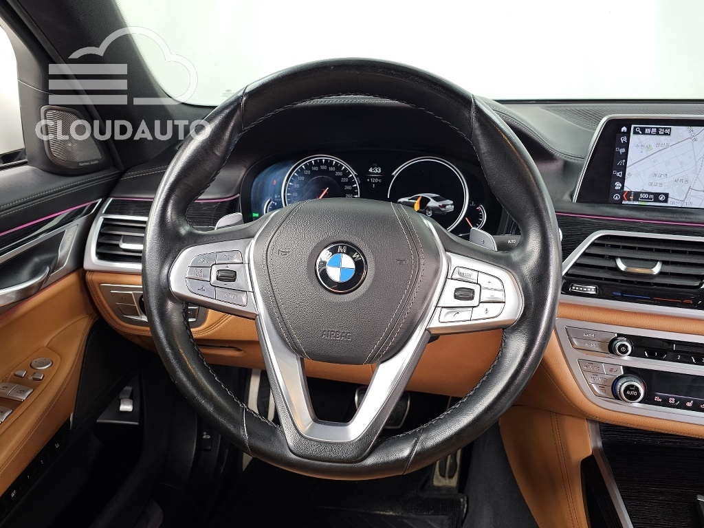2018 BMW 7 Series 740d xDrive M Sports - Image 13