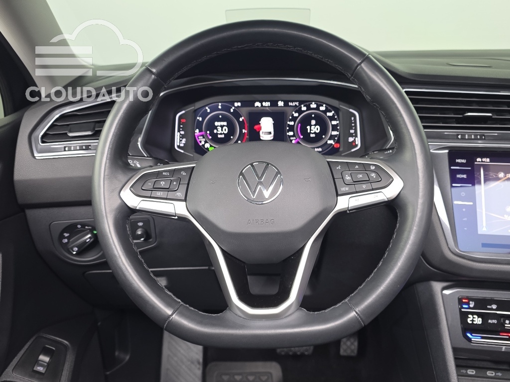 2023 Volkswagen Tiguan 2.0 TSI Prestige - Image 13