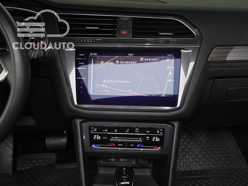 2023 Volkswagen Tiguan 2.0 TSI Prestige - Image 19