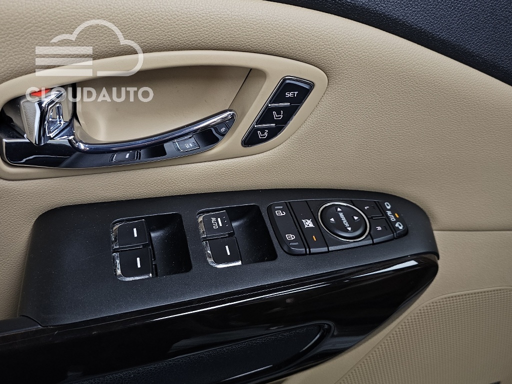 2019 Kia Carnival Gasoline 7 - Image 18