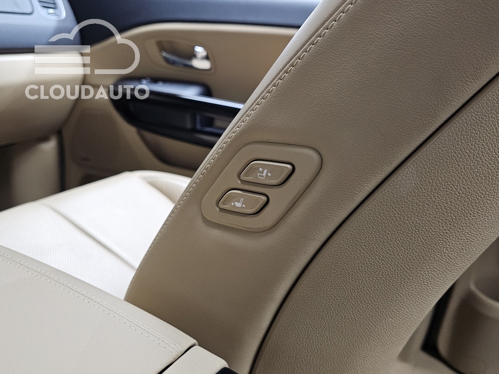 2019 Kia Carnival Gasoline 7 - Image 19