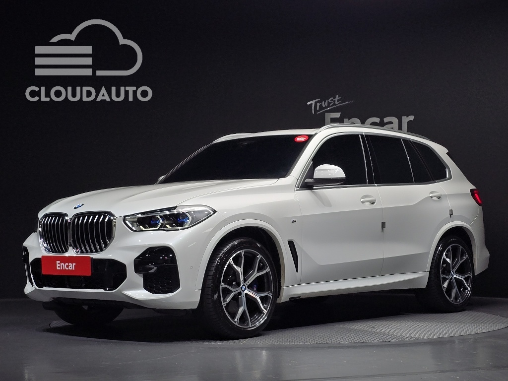 2022 BMW X5 xDrive 40i M Sports