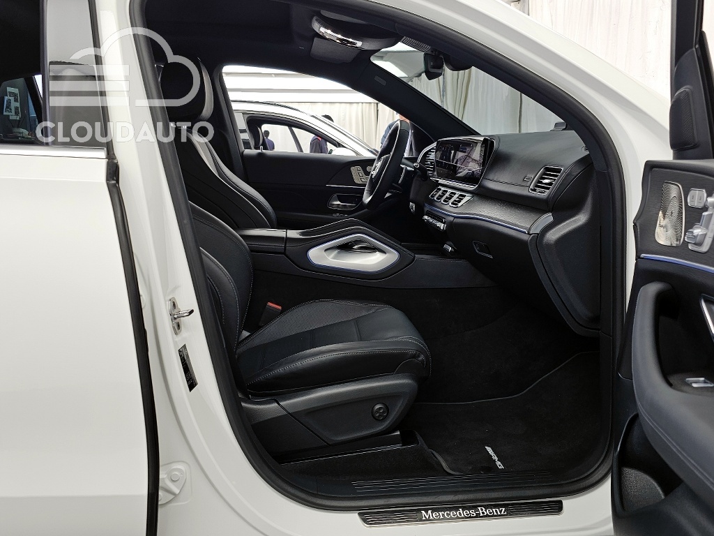 2025 Mercedes-Benz GLE GLE450 4MATIC Coupe - Image 11