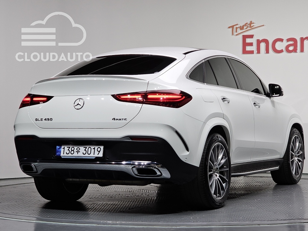 2025 Mercedes-Benz GLE GLE450 4MATIC Coupe - Image 2