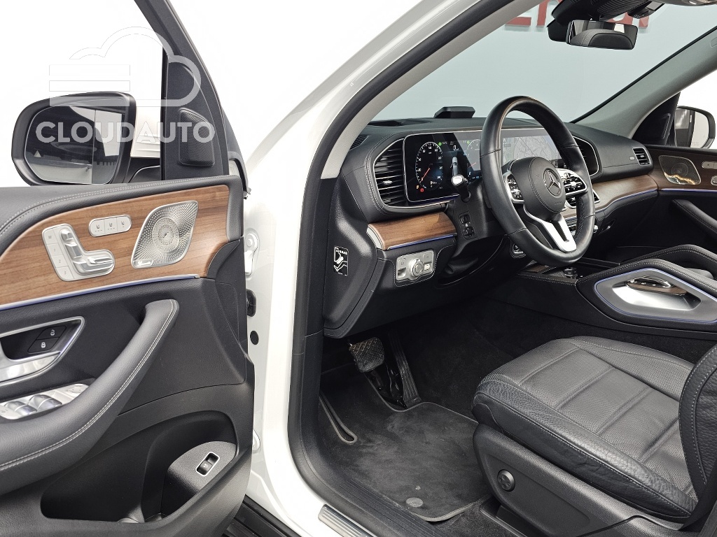2021 Mercedes-Benz GLE GLE450 4MATIC - Image 11