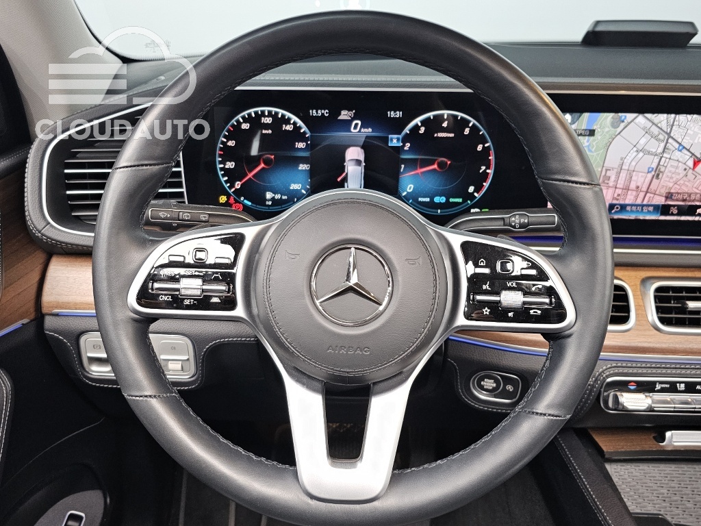 2021 Mercedes-Benz GLE GLE450 4MATIC - Image 13