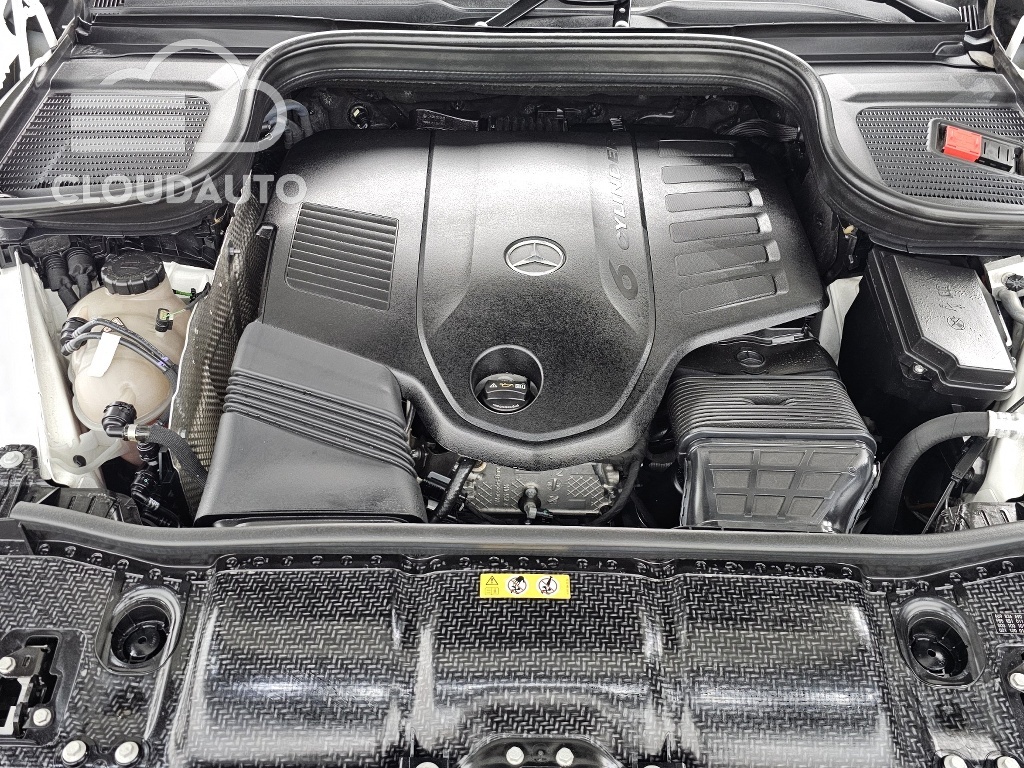 2021 Mercedes-Benz GLE GLE450 4MATIC - Image 6