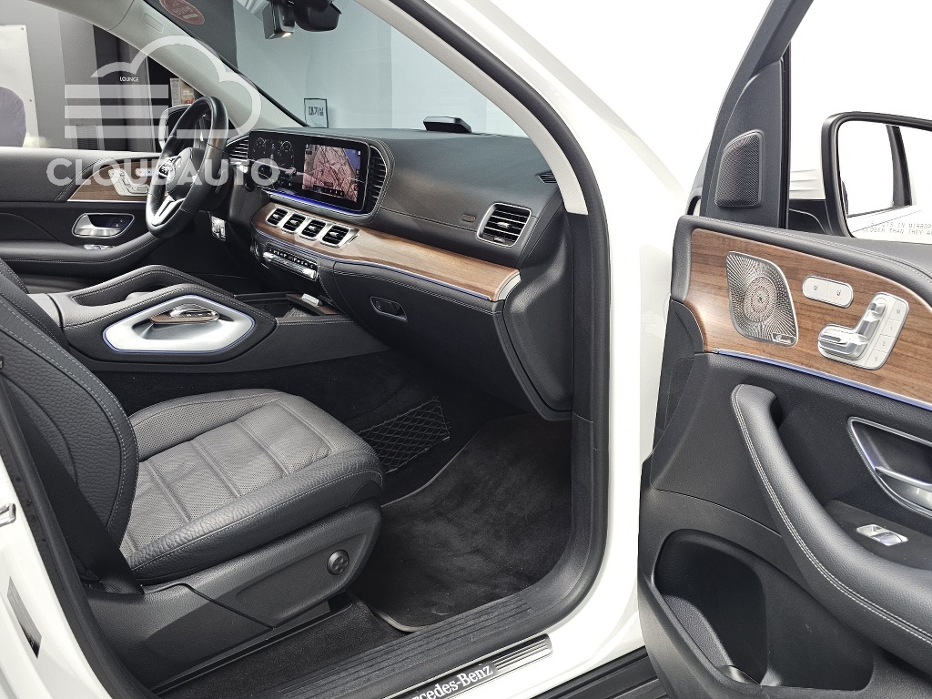 2021 Mercedes-Benz GLE GLE450 4MATIC - Image 10