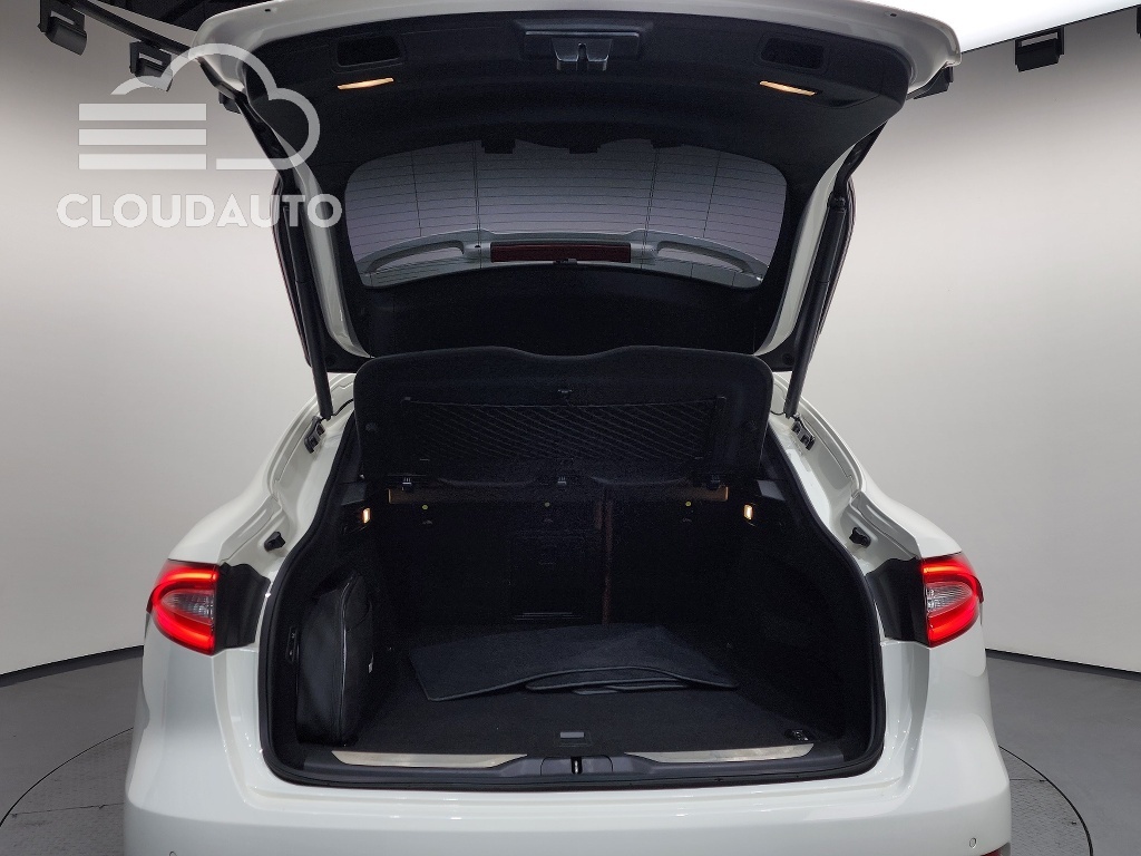 2018 Maserati Levante 3.0 AWD Sports - Image 20