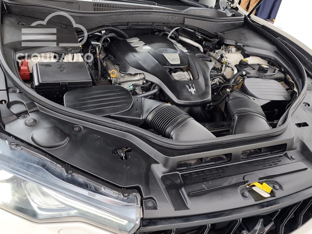 2018 Maserati Levante 3.0 AWD Sports - Image 6