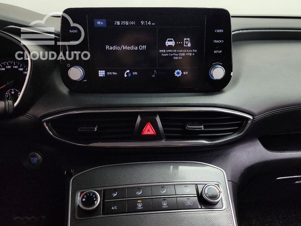2021 Hyundai Santa Fe Gasoline 2.5T 4WD - Image 14