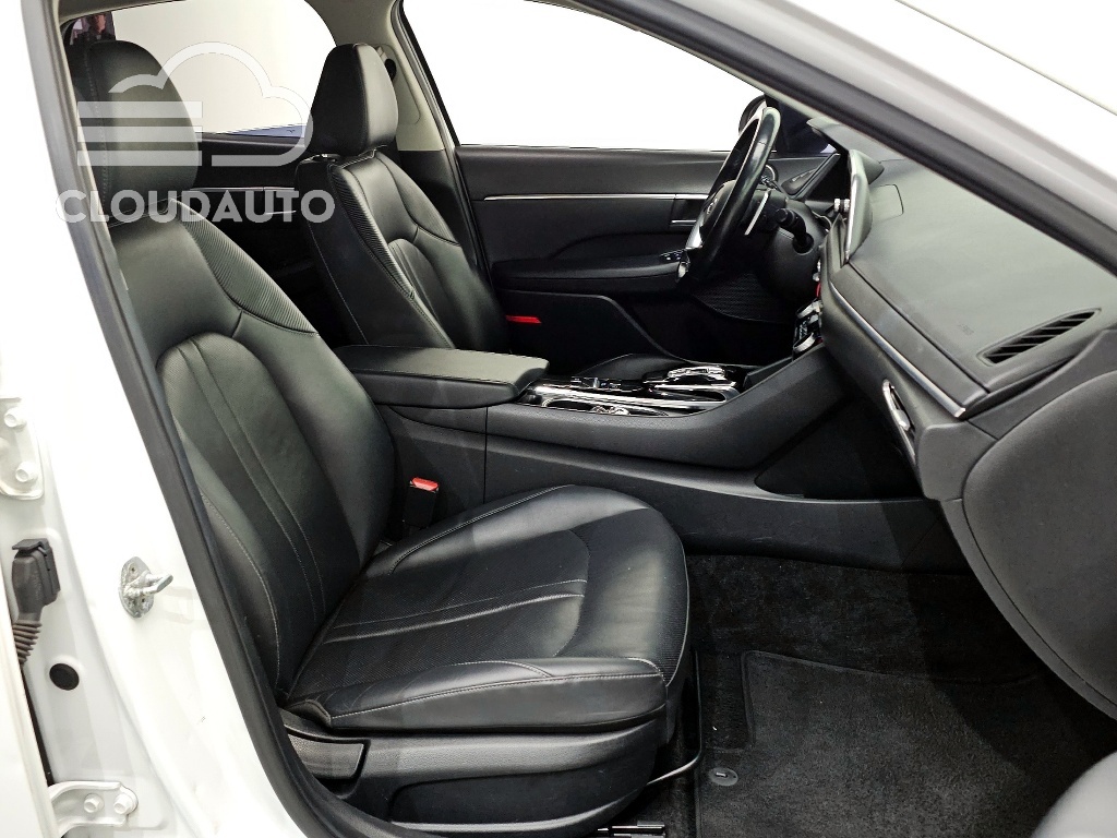 2020 Hyundai Sonata 2.0 - Image 10