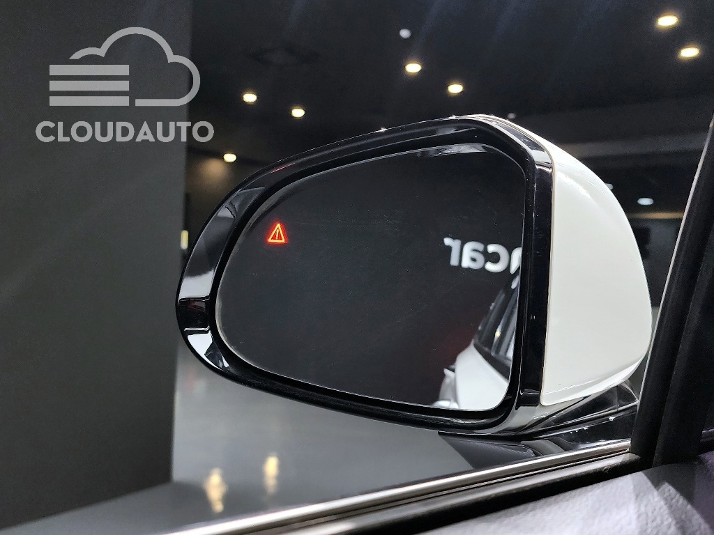 2021 Hyundai Santa Fe Gasoline 2.5T 4WD - Image 18
