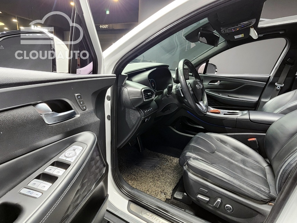 2021 Hyundai Santa Fe Gasoline 2.5T 4WD - Image 10