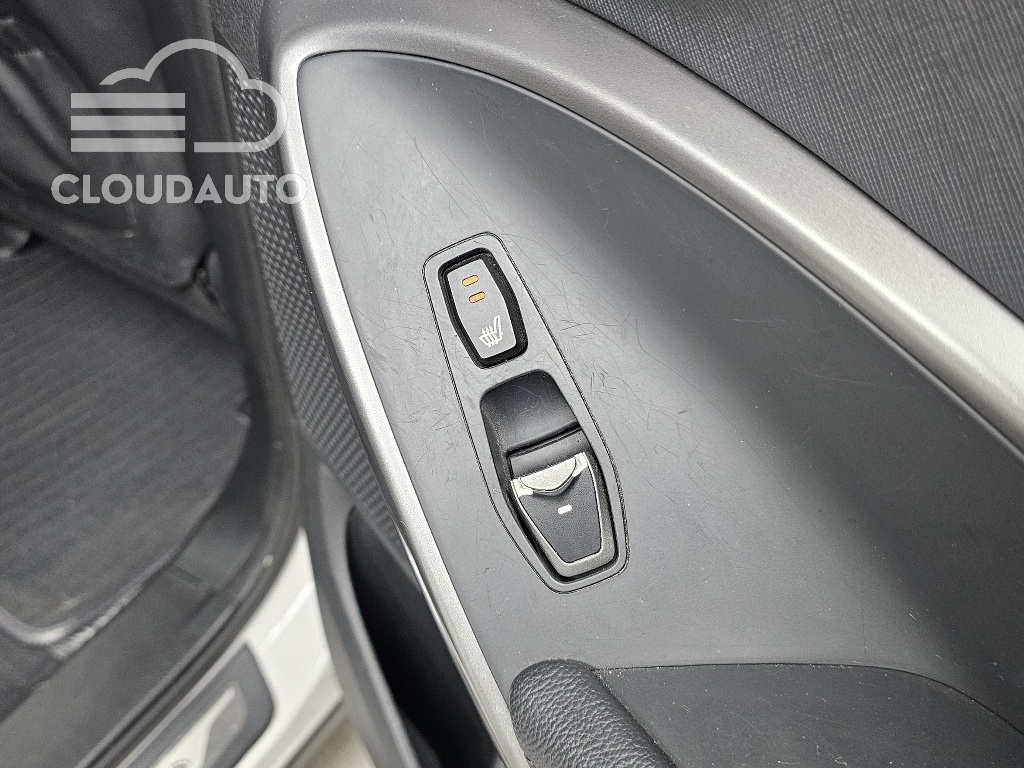 2015 Hyundai Santa Fe Diesel 2.0 2WD Exclusive - Image 19