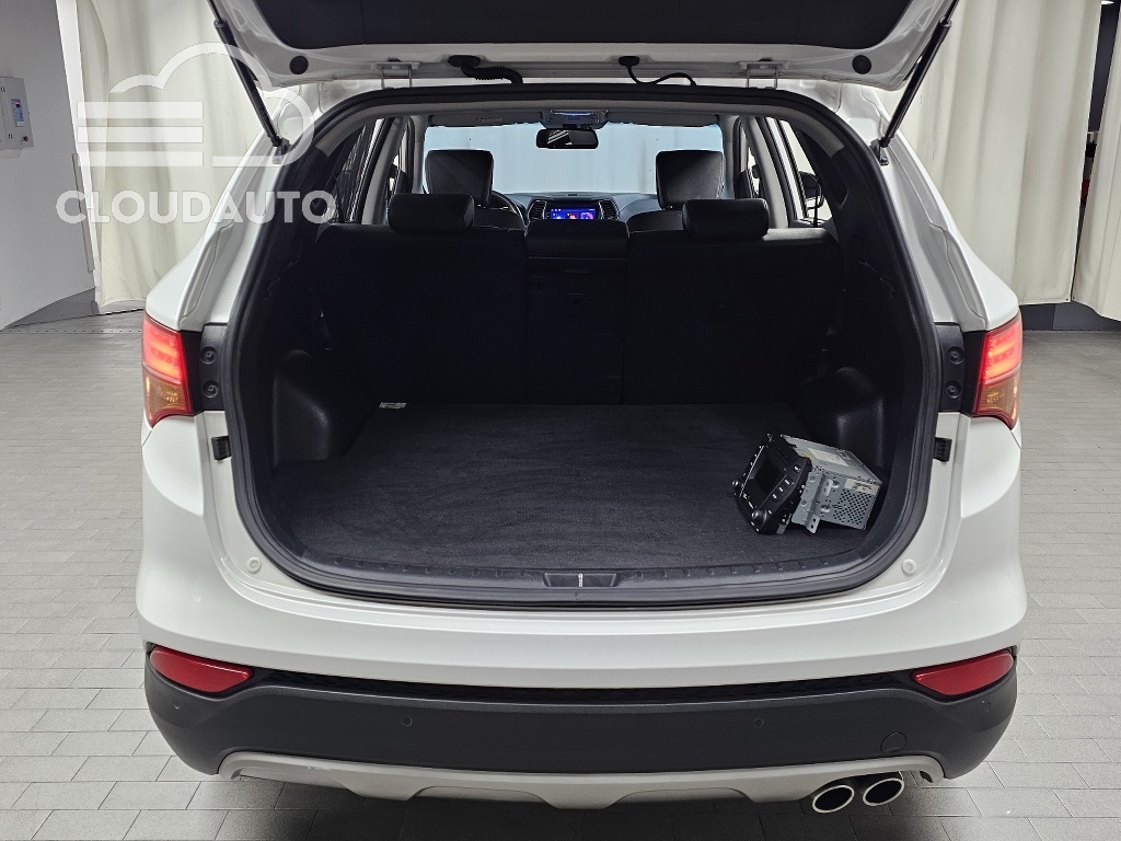 2015 Hyundai Santa Fe Diesel 2.0 2WD Exclusive - Image 20