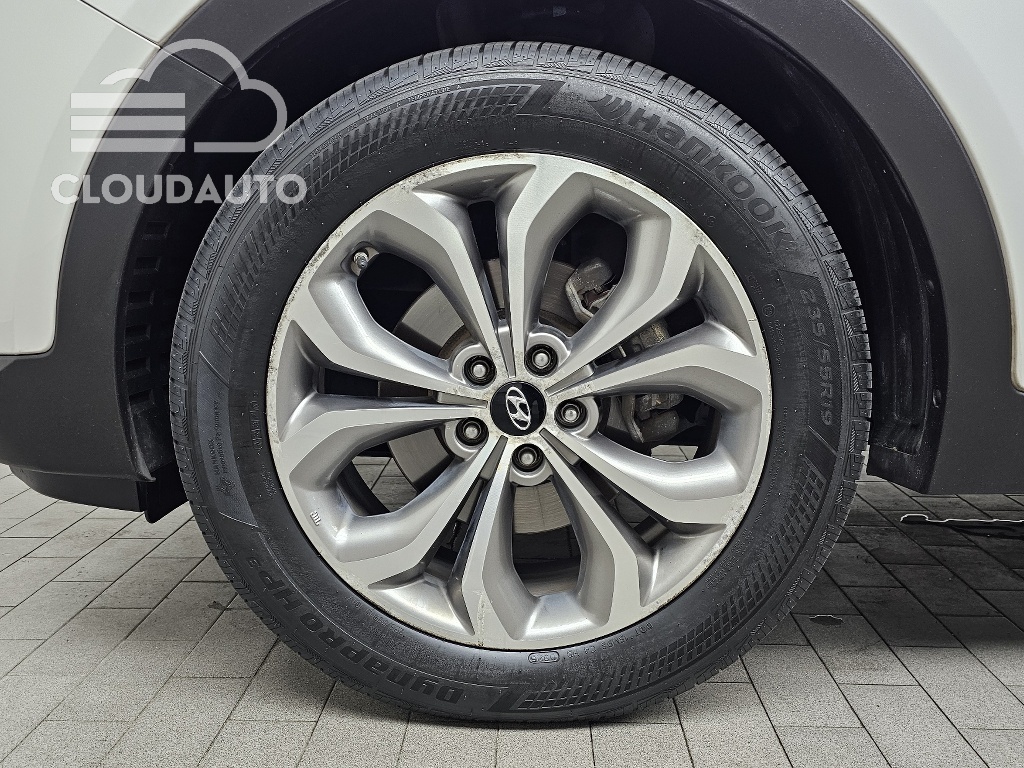 2015 Hyundai Santa Fe Diesel 2.0 2WD Exclusive - Image 5