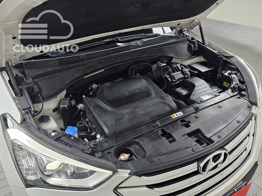 2015 Hyundai Santa Fe Diesel 2.0 2WD Exclusive - Image 6