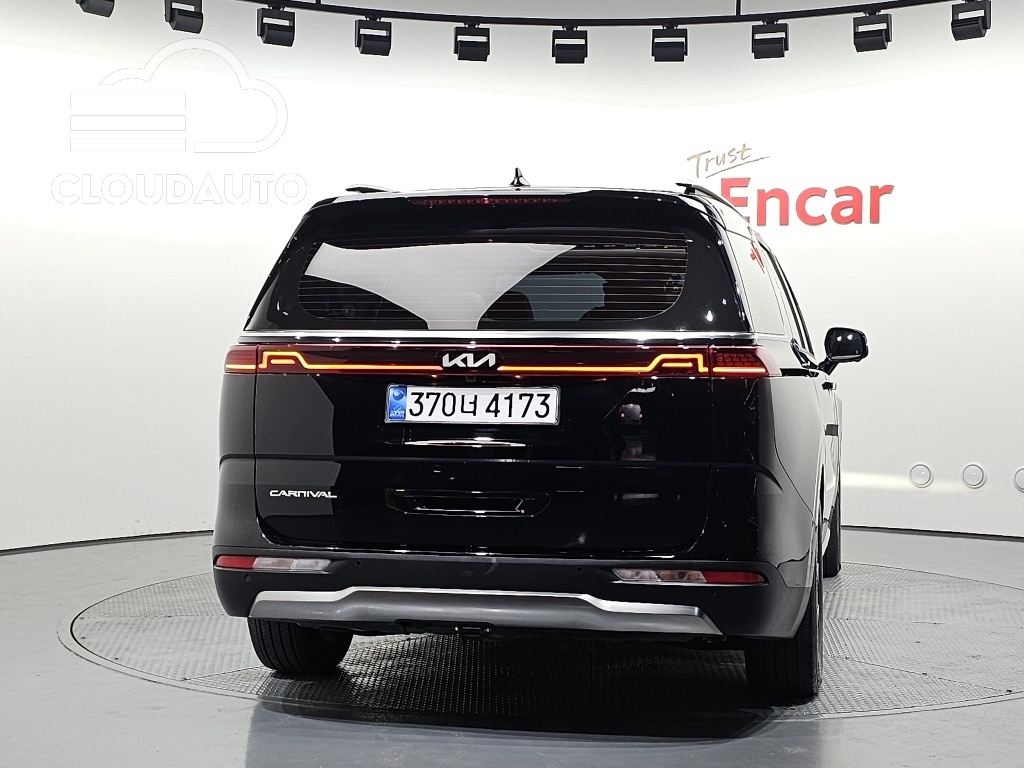 2022 Kia Carnival 9 Noblesse - Image 4