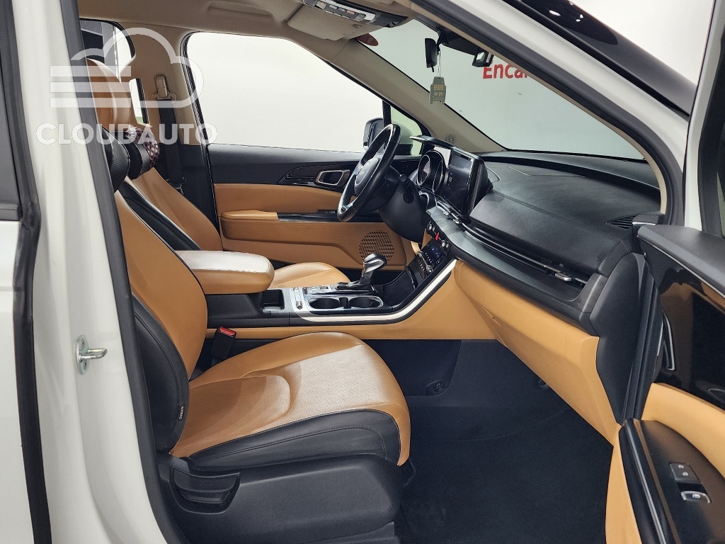 2022 Kia Carnival 9 Prestige - Image 11