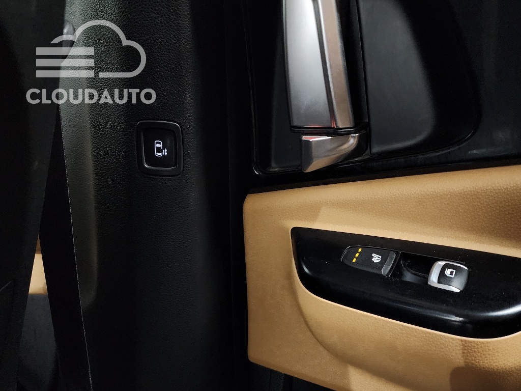 2022 Kia Carnival 9 Prestige - Image 19
