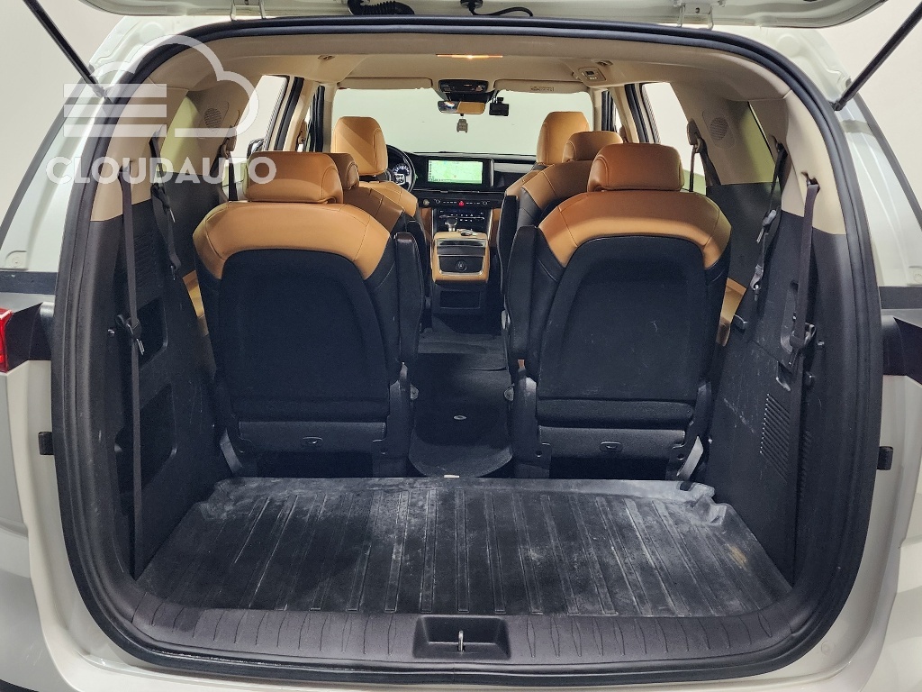 2022 Kia Carnival 9 Prestige - Image 20