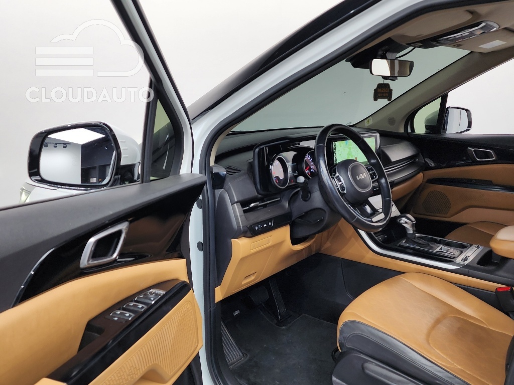 2022 Kia Carnival 9 Prestige - Image 10