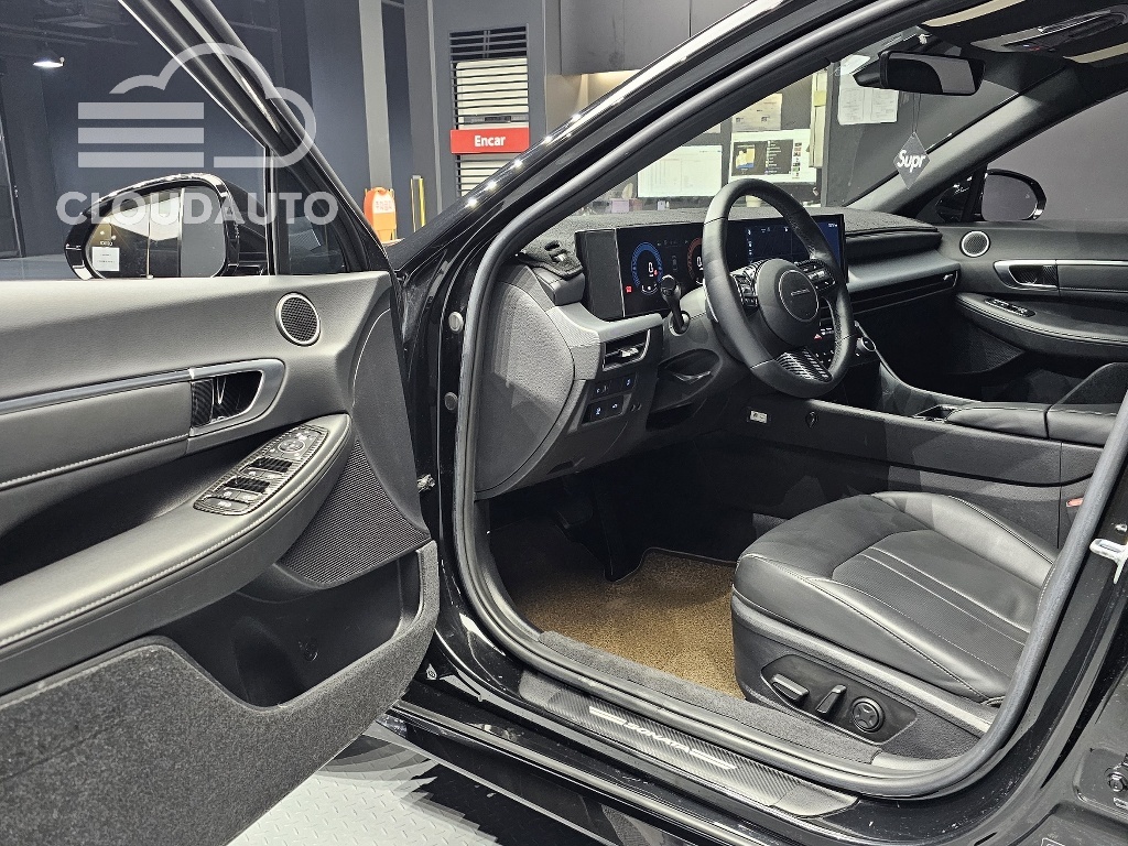 2025 Hyundai Sonata 2.0 LPG - Image 11