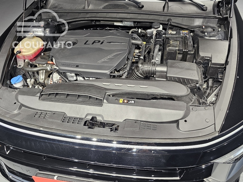 2025 Hyundai Sonata 2.0 LPG - Image 6